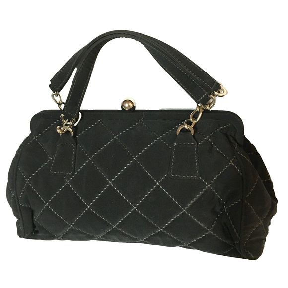 VERA BRADLEY Black Quilted Microfiber Handbag/Purse ,Silver Chain Handle - Picture 2 of 6